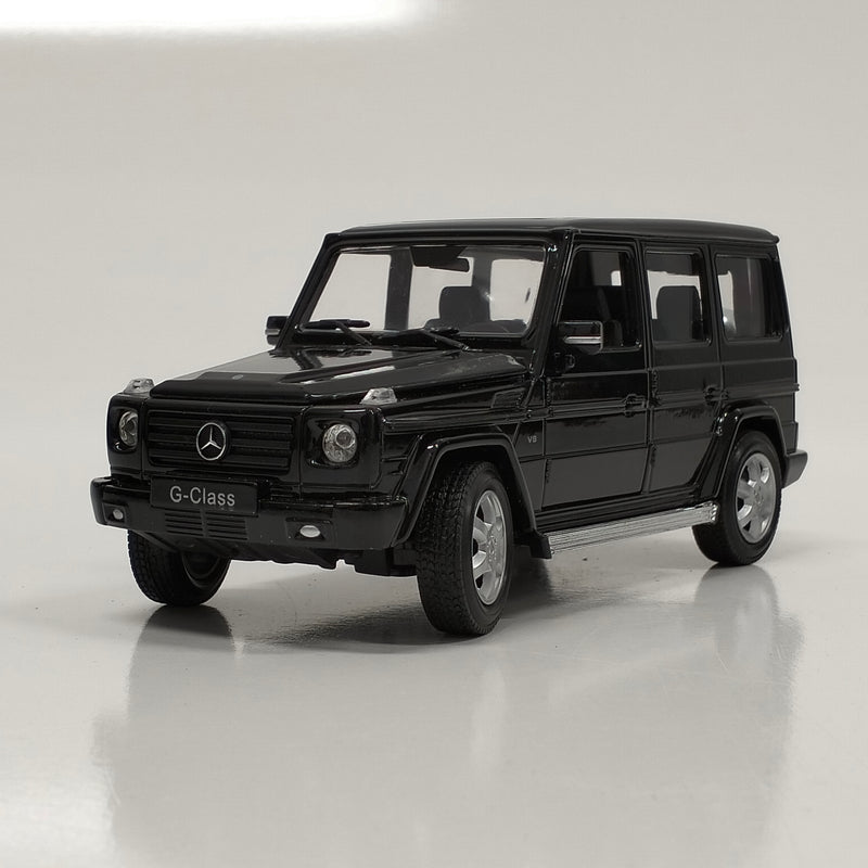 Diecast 1:24 Scale Mercedes-Benz G-Class SUV