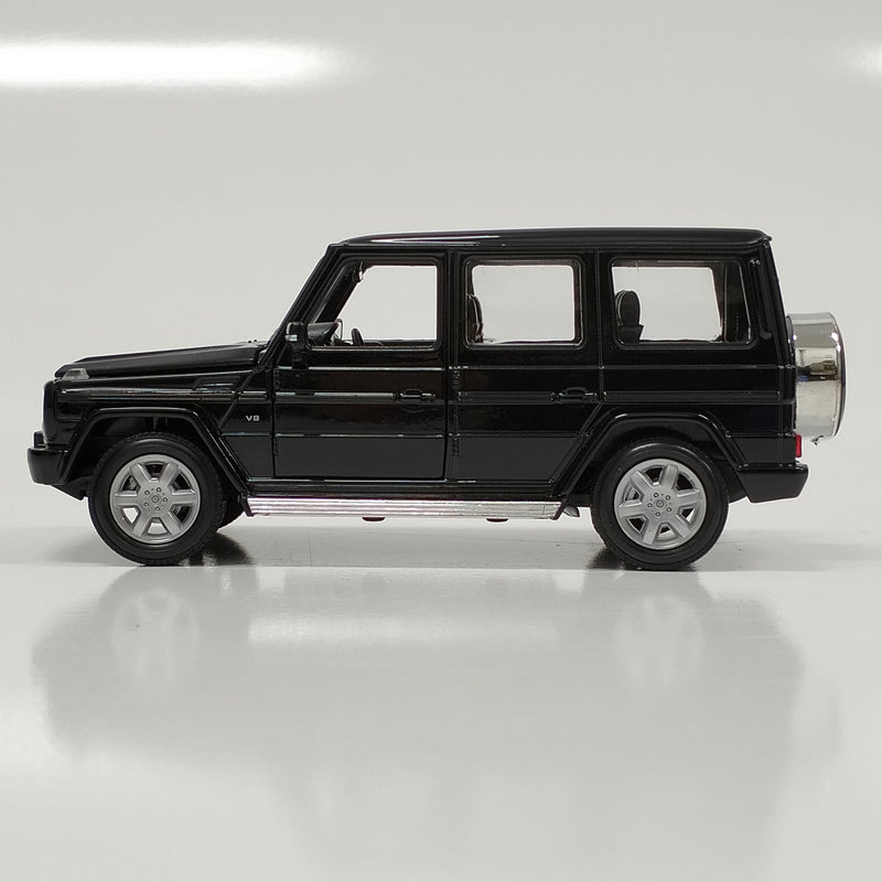 Diecast 1:24 Scale Mercedes-Benz G-Class SUV