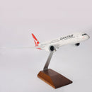Qantas Boeing 787-9 Dreamliner 1:200 Scale VH-ZNA 787 Plastic Model Plane