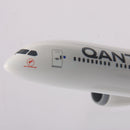 Qantas Boeing 787-9 Dreamliner 1:200 Scale VH-ZNA 787 Plastic Model Plane